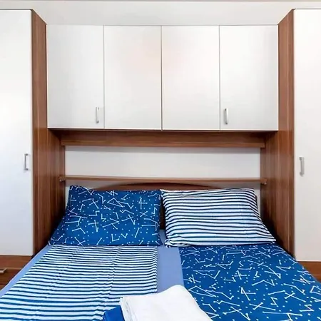 Apartment Valsaline 2182